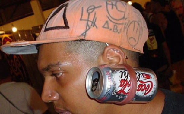 [Image: Men-with-Coca-Cola-Bottle-Extrem-Ear-Piercing.jpeg]