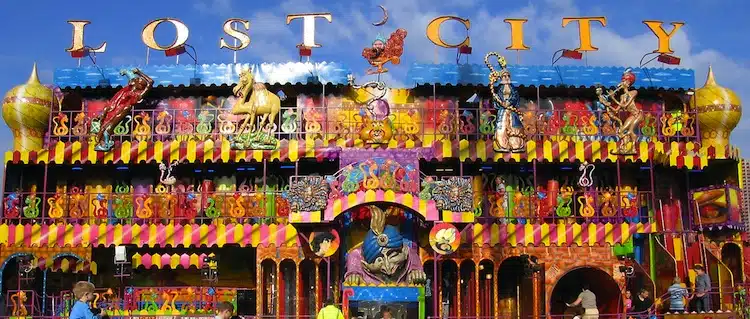 Lost_City_-_Fun_House-1