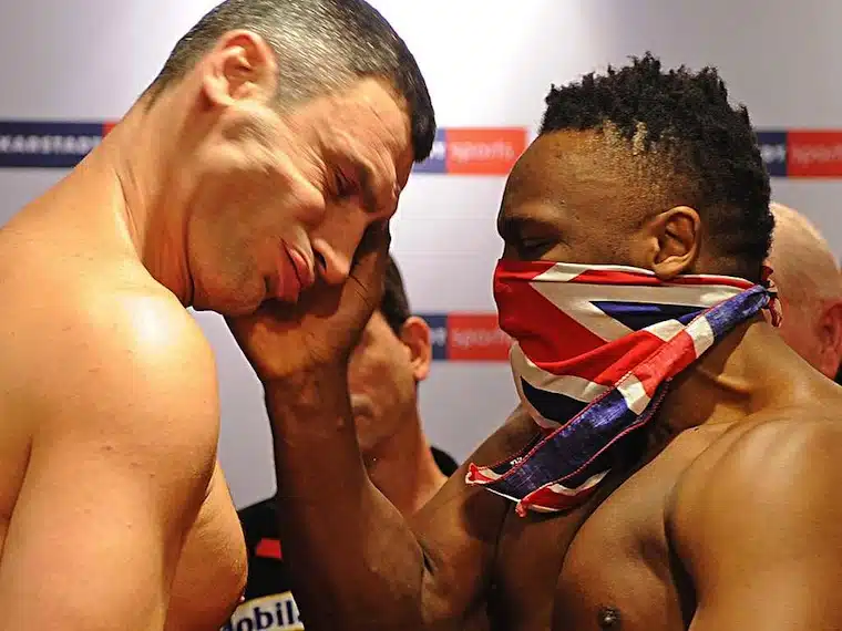 Chisora Slap Chisora Slap