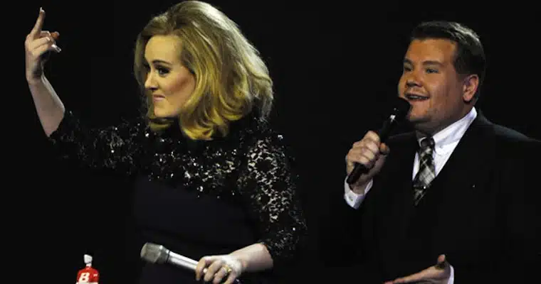 li-adele-finger