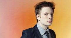 The ex-Fall Out Boy star puts music on the back burner to star in an upcoming episode of House M.D.