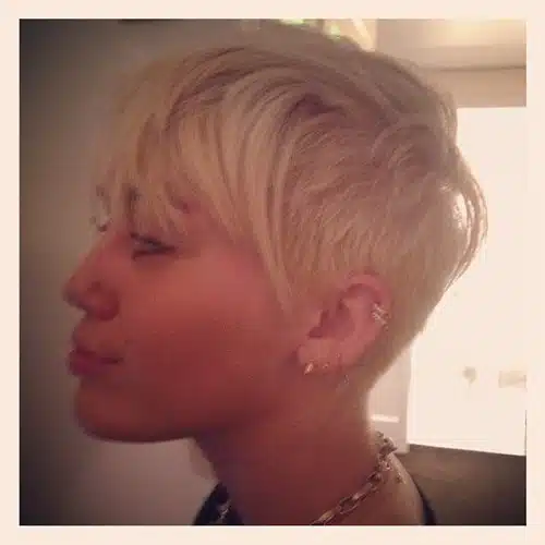 Miley Cyrus New Hairstyle 4 Miley Cyrus New Hairstyle 4