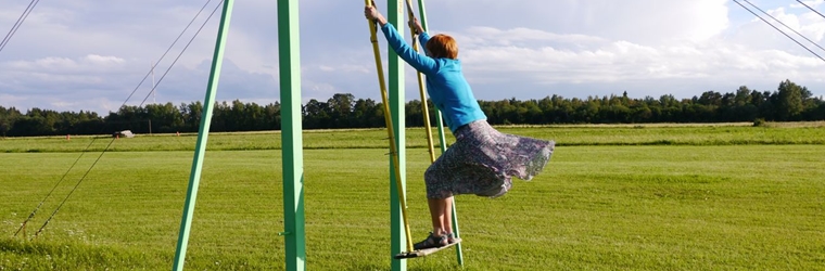Kiiking Girl - Estonian Sport