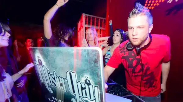 Serato DJ Serato DJ