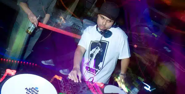Serato DJ Serato DJ