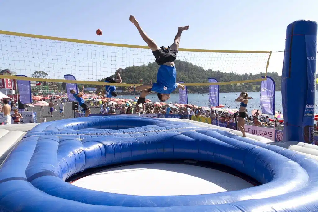 Bossaball - Inverted Star Jump Bossaball - Inverted Star Jump