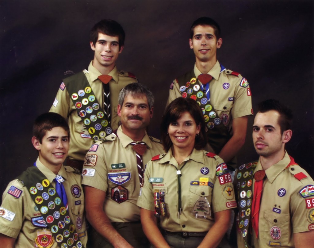 Sexy People - Scouts - Family
