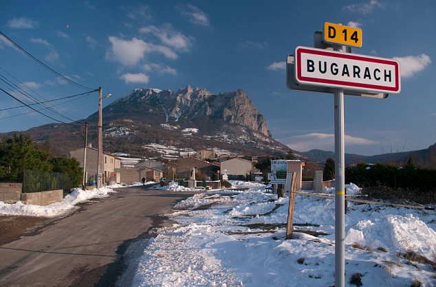 Bugarach-Village-Sign-and-Mountain-