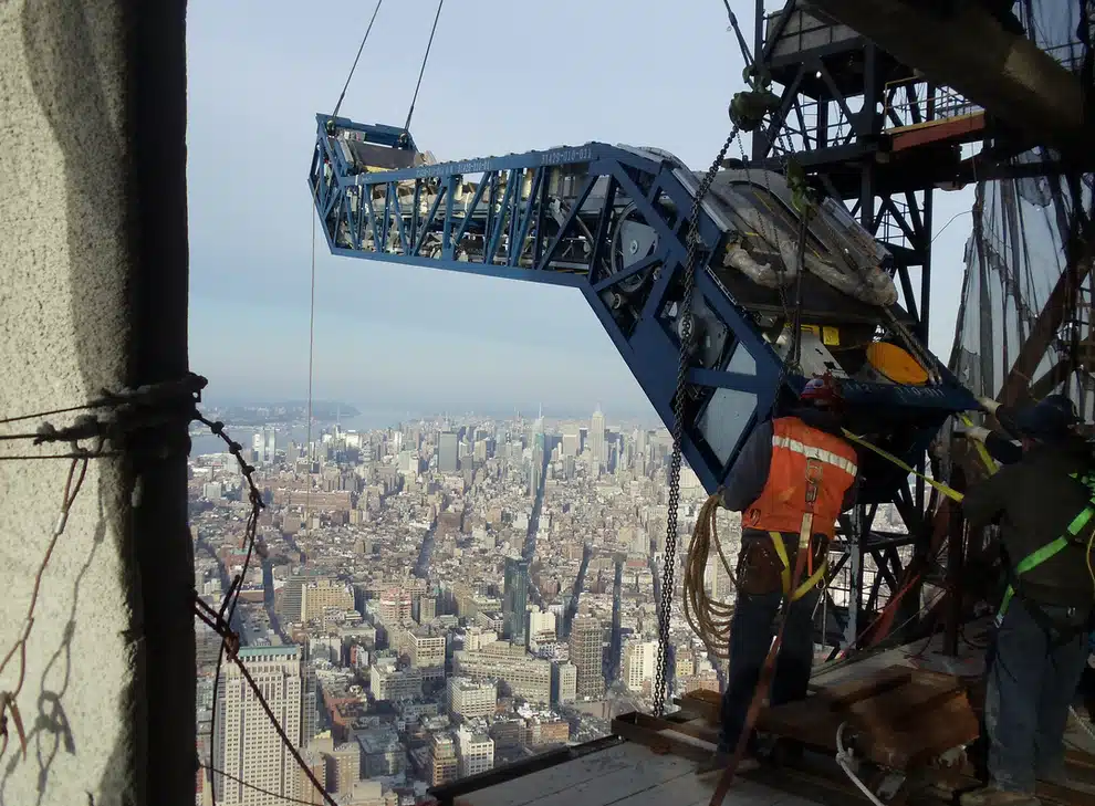 Escalators Hoisted Up World Trade Center 5 Escalators Hoisted Up World Trade Center 5