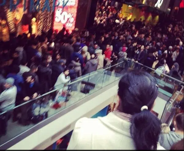 Westfeild Shopping Carnage 1 Westfeild Shopping Carnage 1