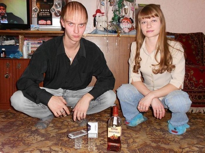 Hilarious Russian Photos - Punching Above His Weight