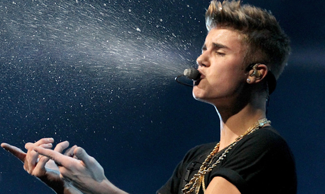 Justin Bieber Spitting