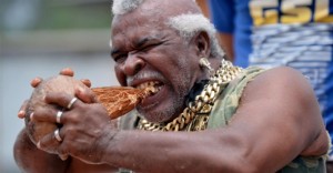 Panama’s Very Own Mr T Peels Coconuts With His Teeth