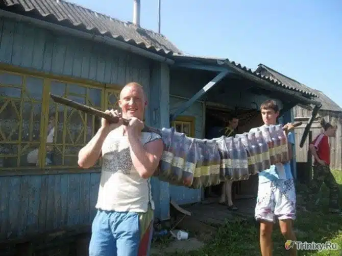 Awesome Photos From Russia With Love - Beer Carrier