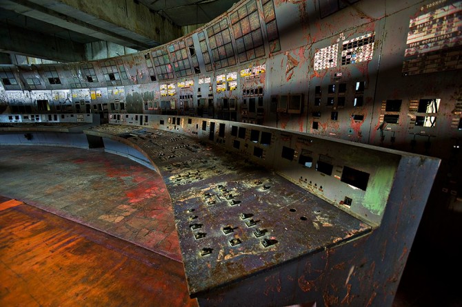 Chernobyl Nuclear Disaster - Russia - Fall Out - Inside The Reactor