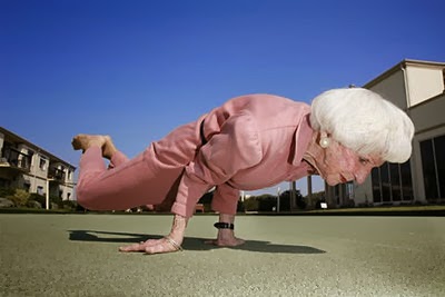 old women at the gym