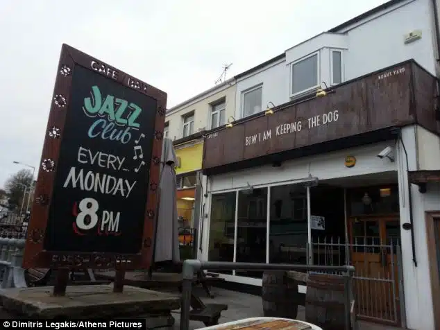 Swansea Divorce 4