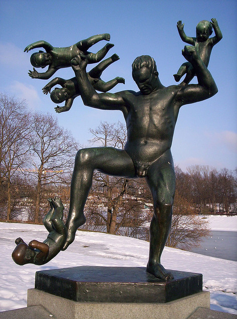 Weird Distrbing Statues - Frogner Park Oslo - Baby Fighter