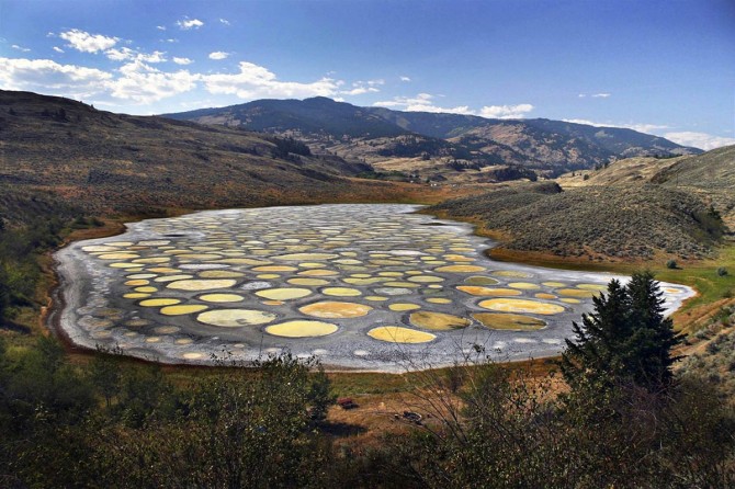 Weird Places - Spotted Lake - Klilkuk Yellow High