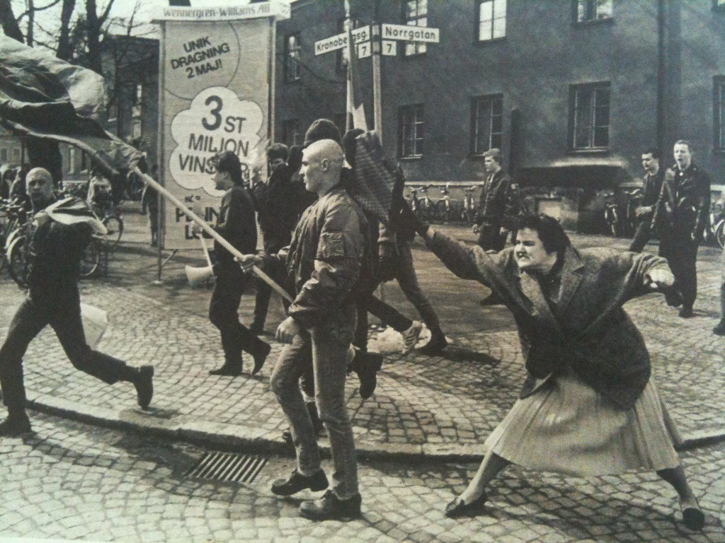 woman hits skinhead, sween 1985