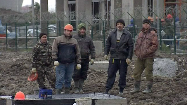 Winter Olympics: Human Rights Watch report on migrant labour abuse at Sochi - video