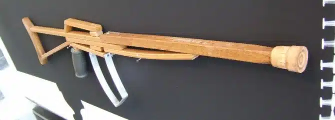 Weird Weekly News - Crutch Gun