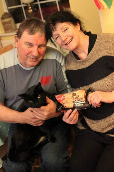 Weird News - Cat Pasty