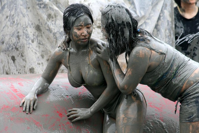 Bucket List - Boryeong Mud Festival girls