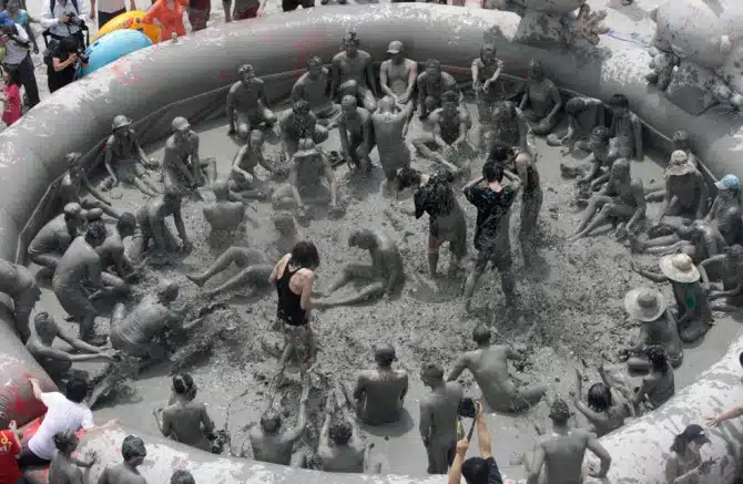 Bucket List - Boryeong Mud Festival seoul