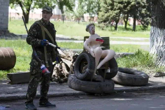 Awesome Photos From Russia - army doll