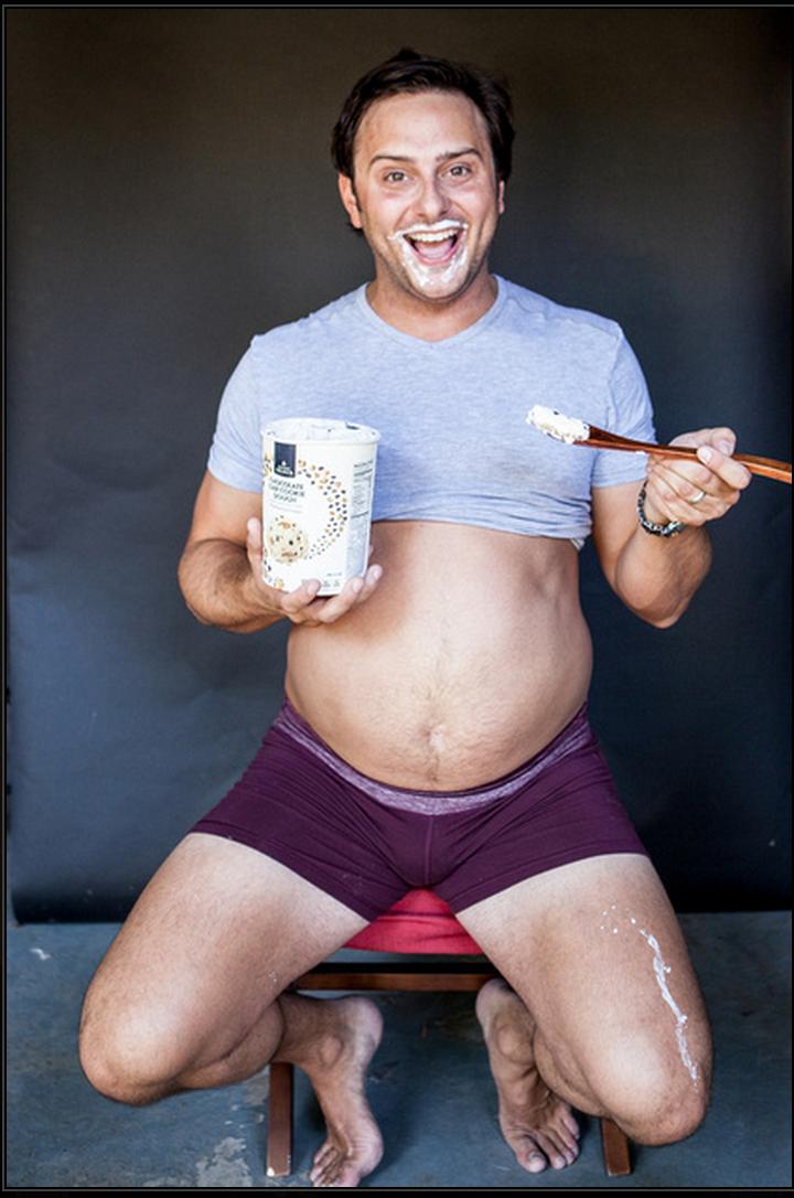 Guy's Maternity Pictures 7