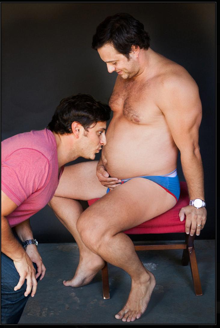 Guy's Maternity Pictures 9