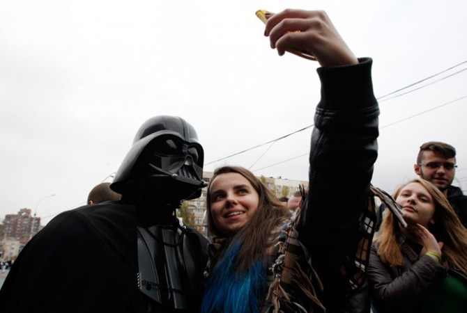 Darth Vader Ukraine selfie