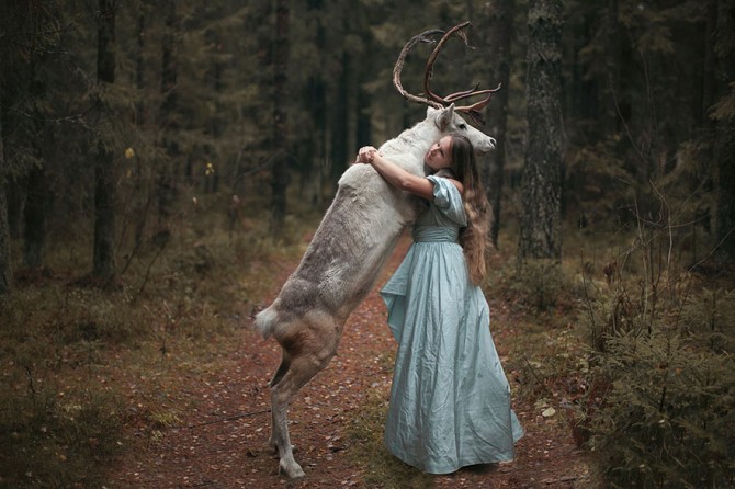 Katerina Plotnikova - Girl And Deer