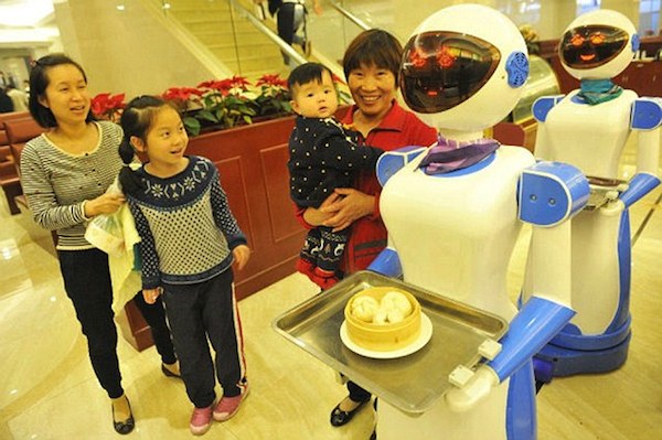 Robot Waiter China