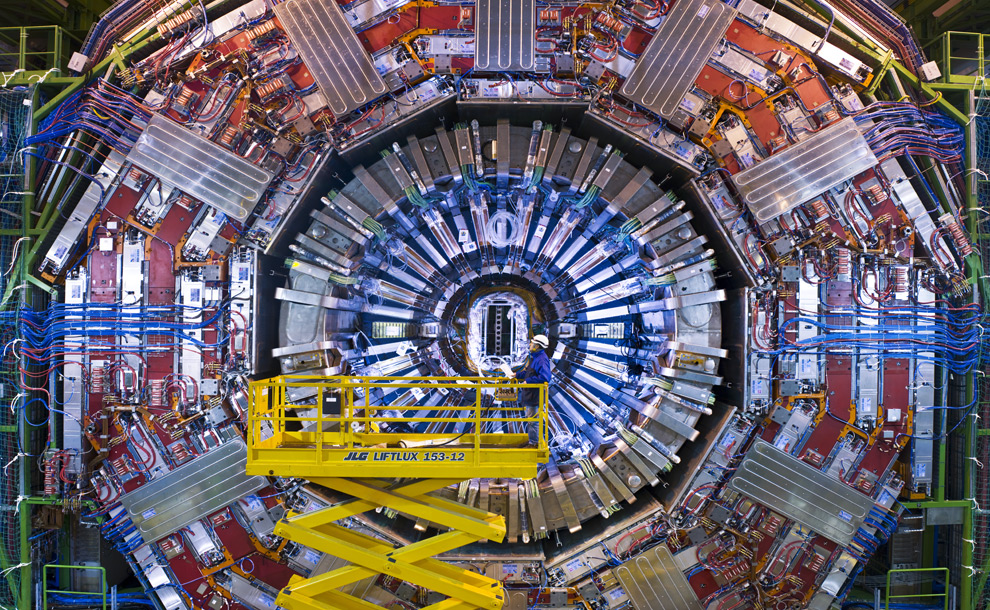 Quantum Time Travelling - LHC