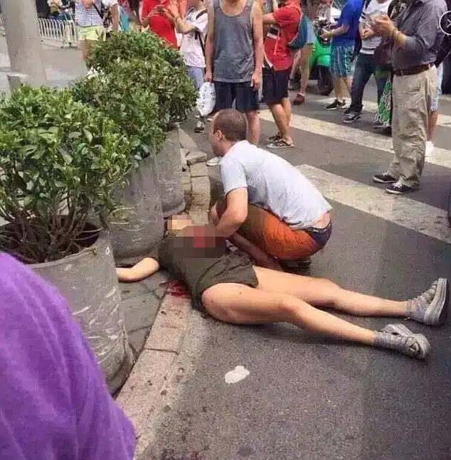 Random Woman Stabbed 1