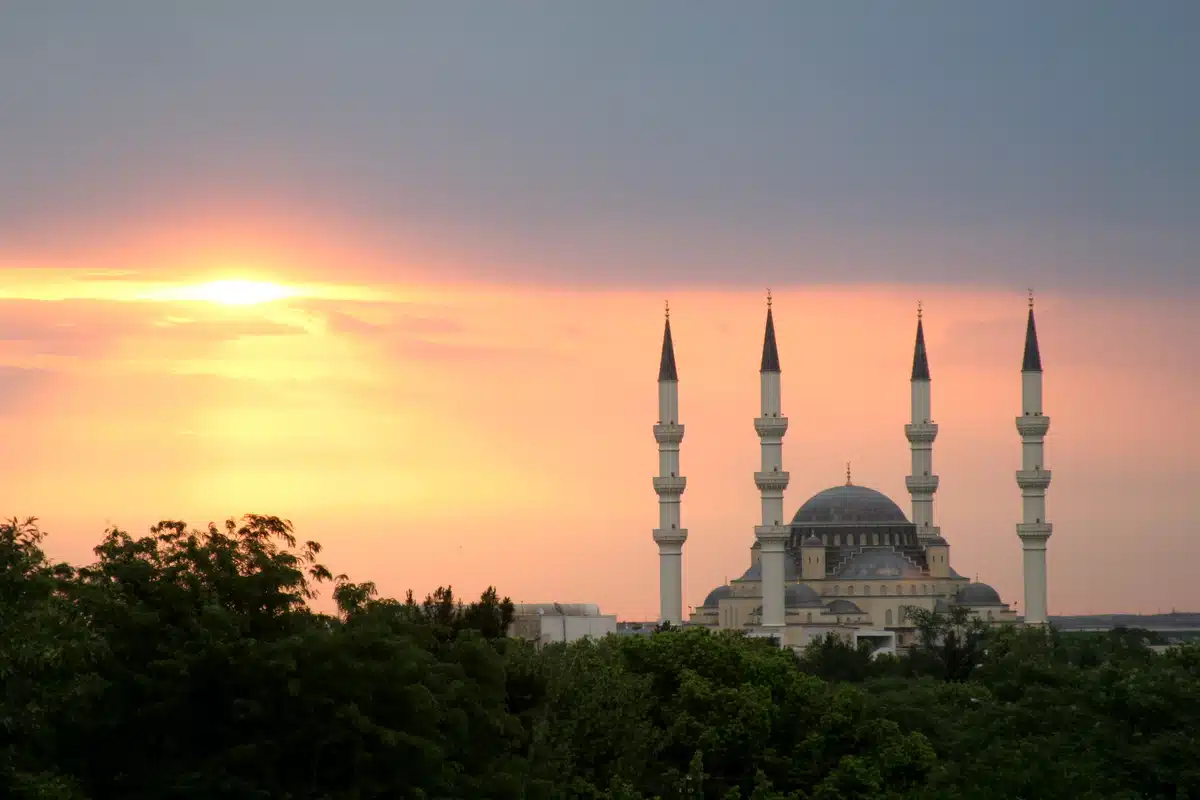 Shit Places To Visit - Turkmenistan