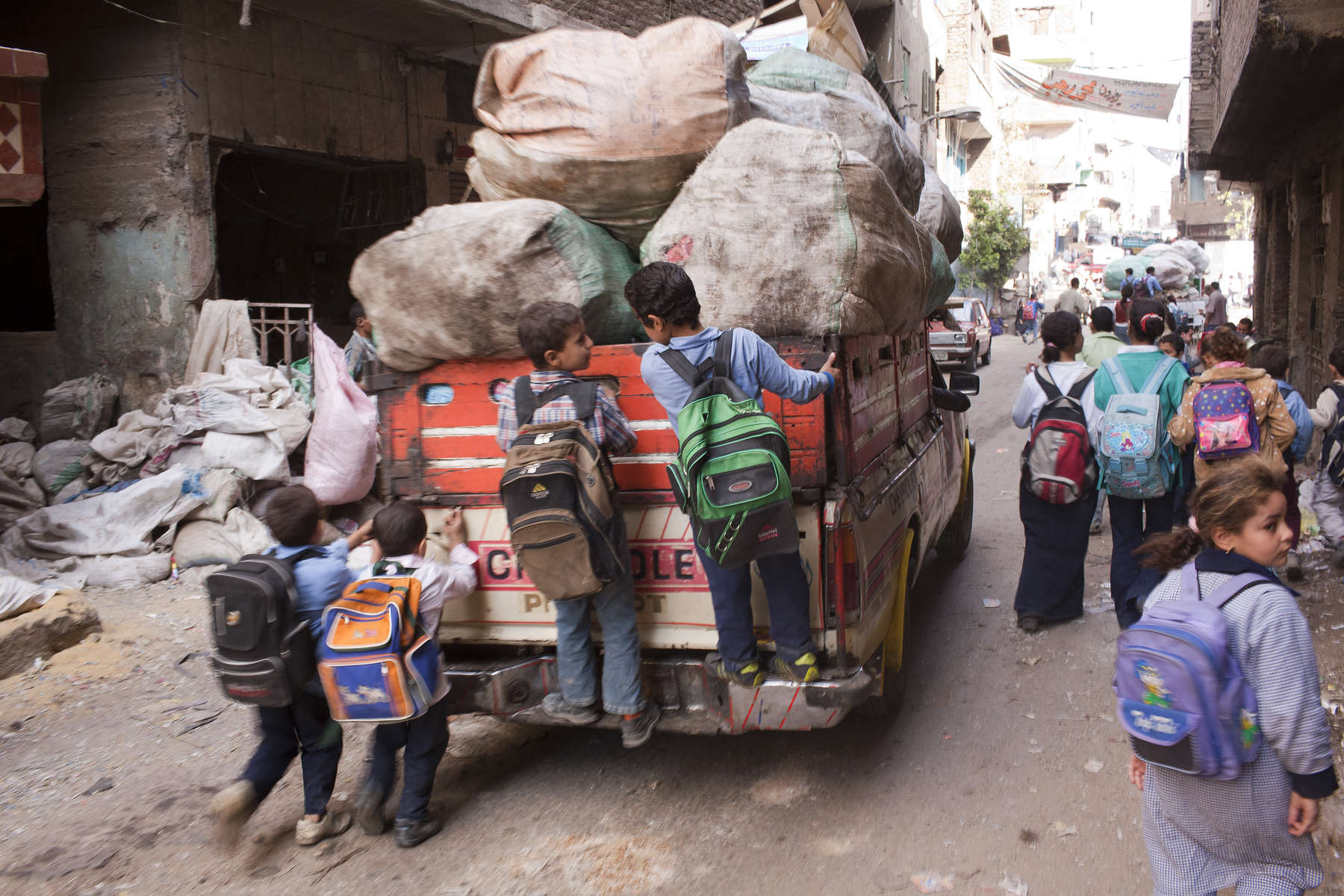 Zabaleen of Moqqatam - Children Going To School