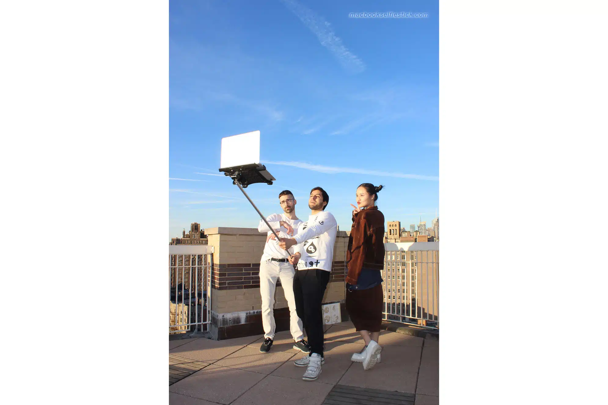 MacBook Selfie Stick 27