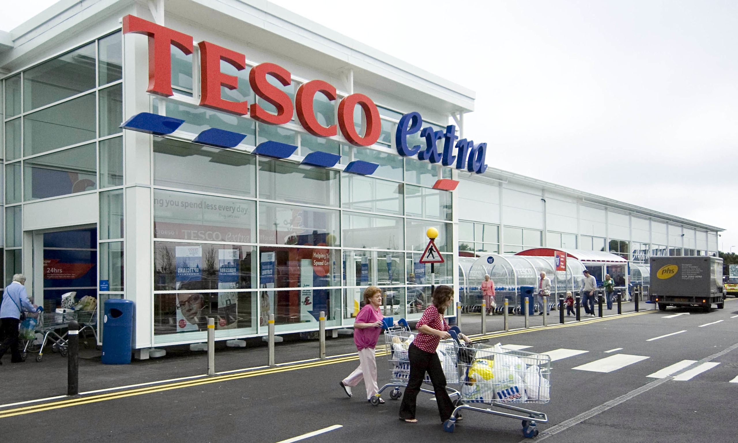 Tesco Extra store in Haverfordwest
