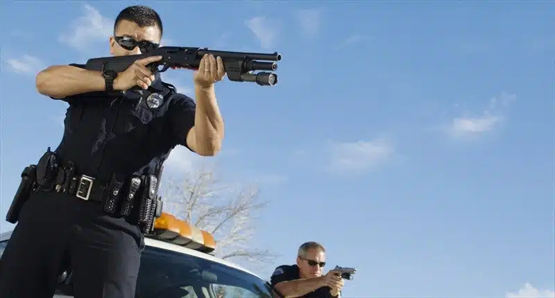 police with guns