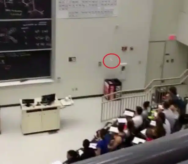 Student-sinks-impressive-long-shot