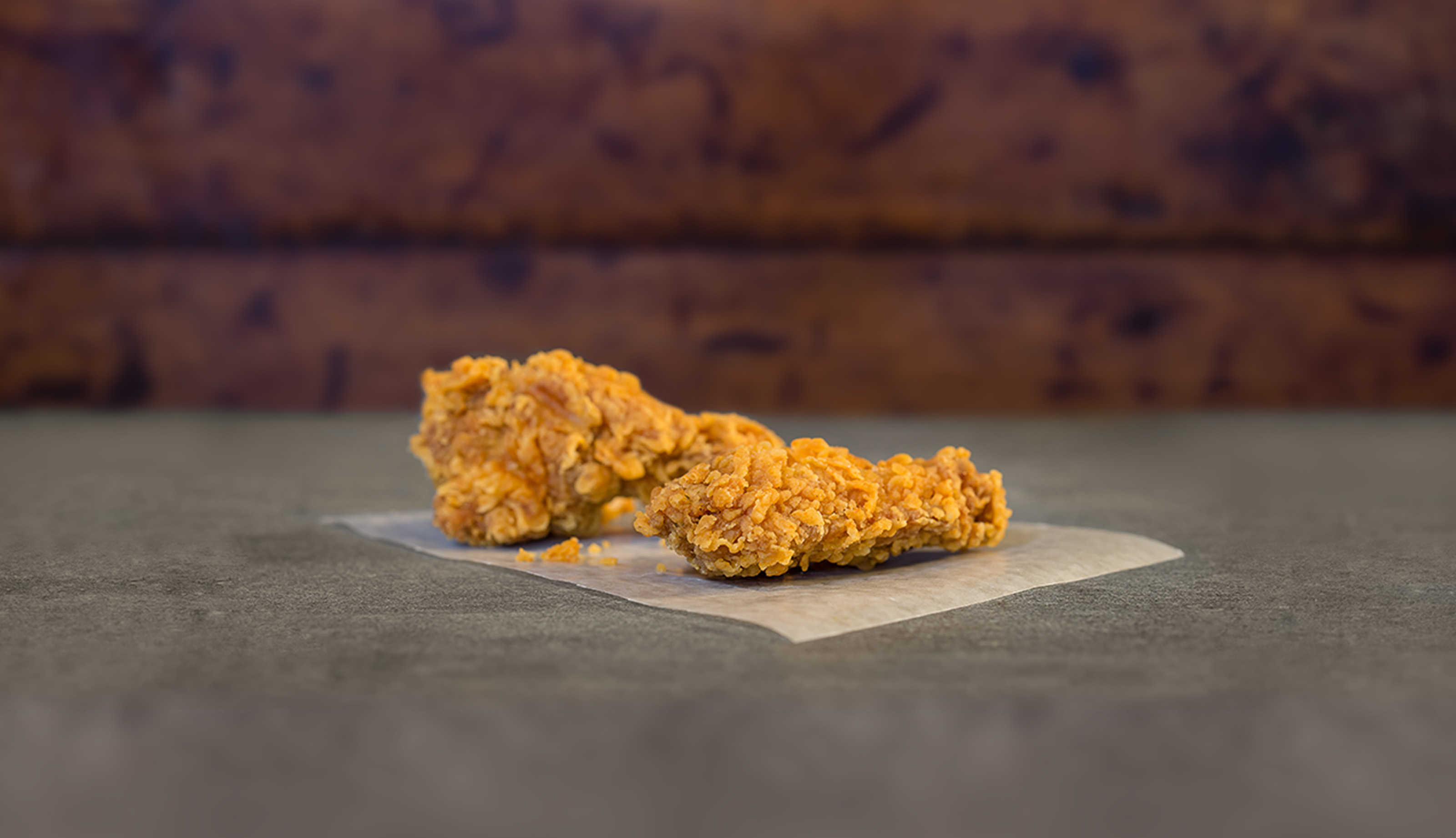 two-hot-wings