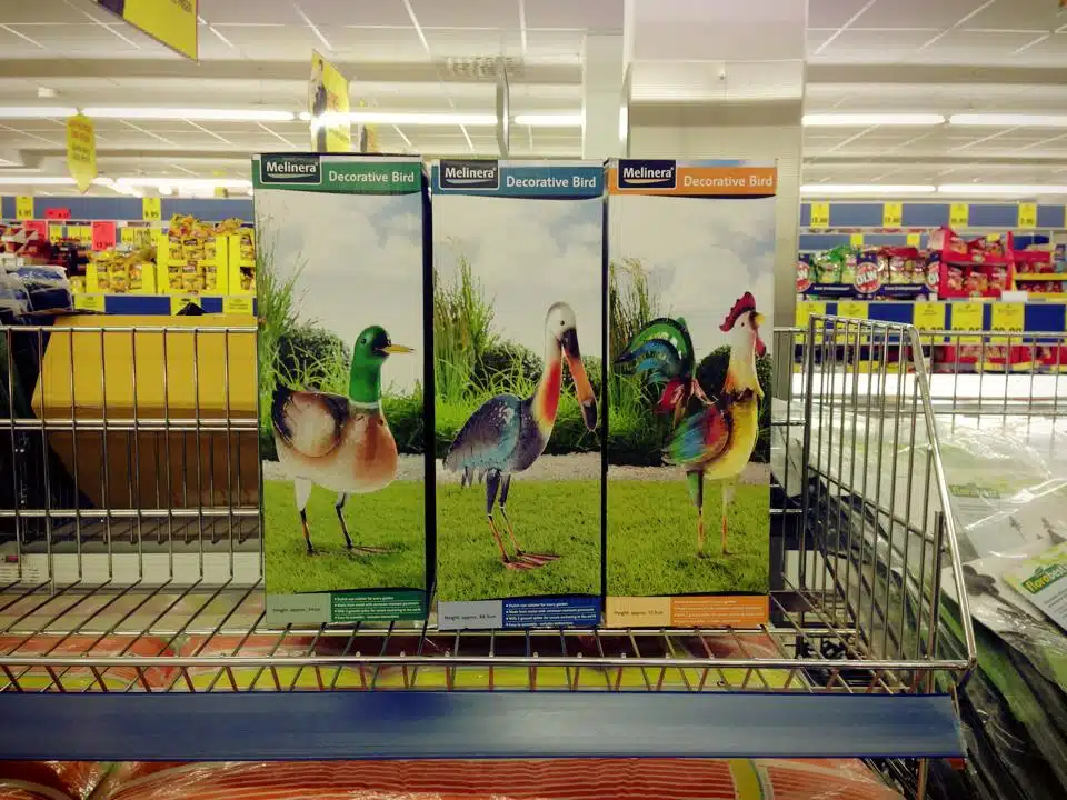 decorative-plastic-birds