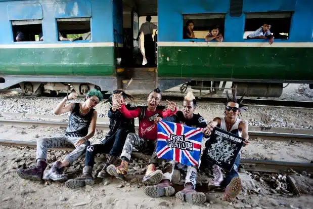 burmese-punks-4