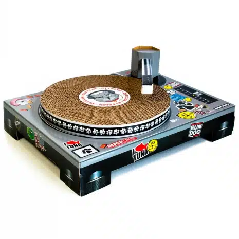 Cat Turntable 1