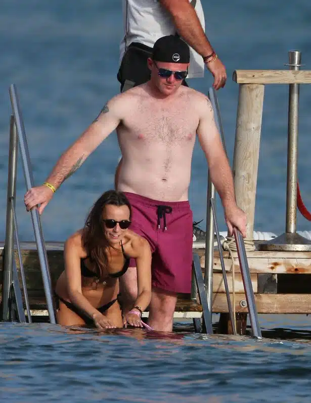 Rooney Ronaldo 3