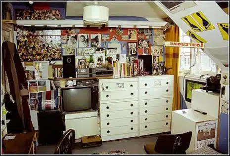 Teenagers Bedroom 18