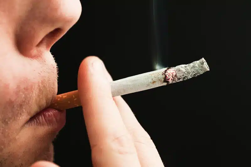 smoking-cigarette_0
